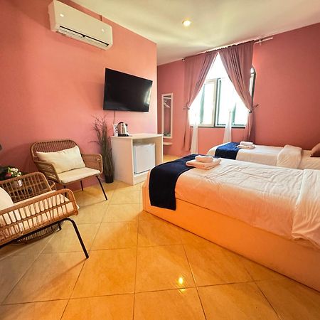 Venice Hotel Hua Hin Exterior photo